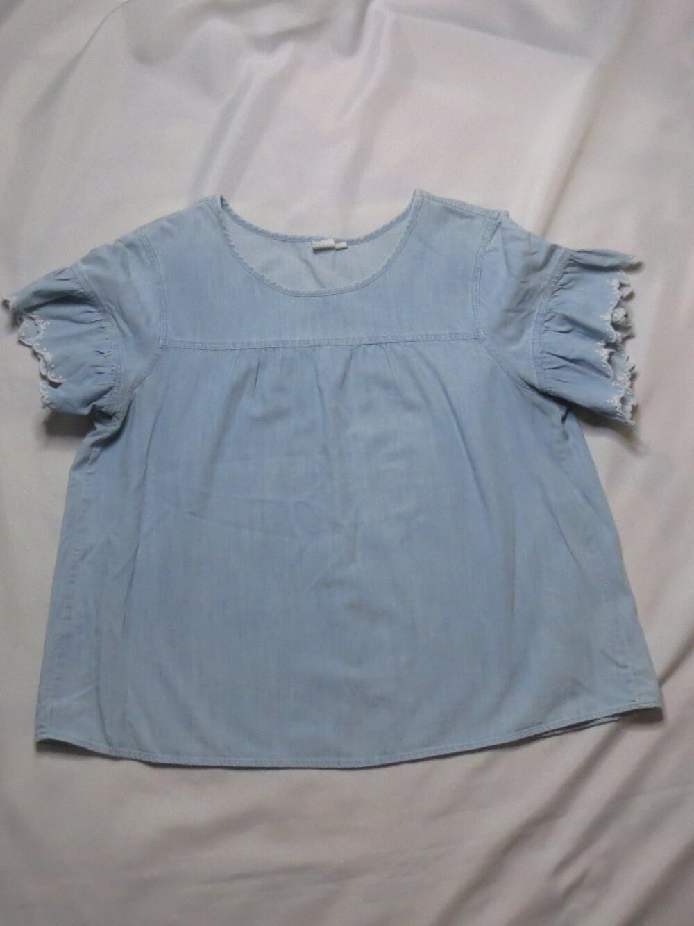 GAP womens BLOUSE blue TOP shirt CHAMBRAY ruffle sleeve OVERSIZED boxy SIZE L